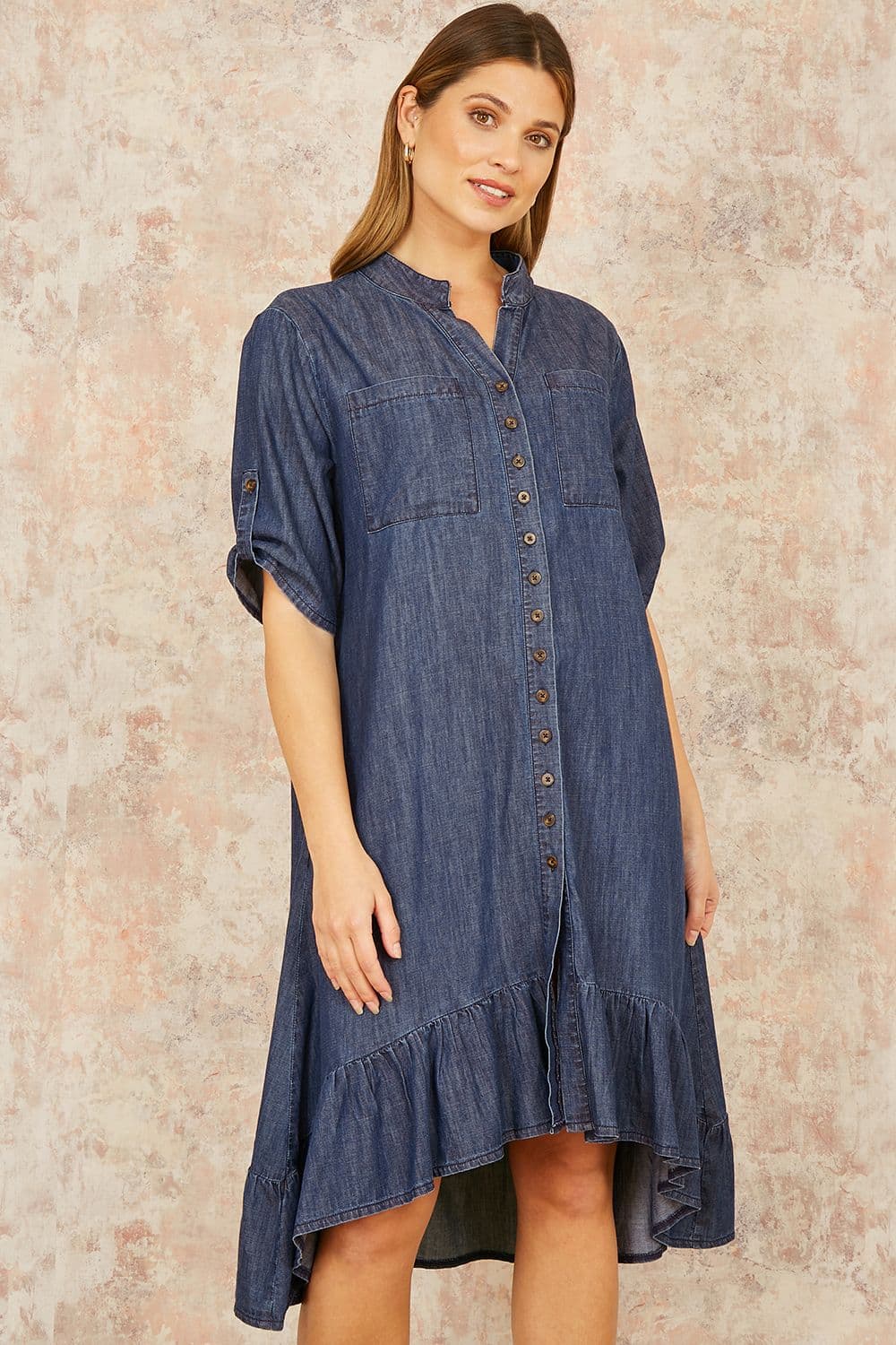 Yumi Women's Blue Chambray Denim Dip Hem Relaxed Fit Shirt Dress | Size: Medium
