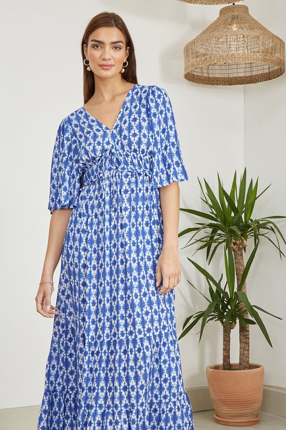 Yumi Women's Blue Aztec Print Maxi Dress With Cross Over Back | Size: 14