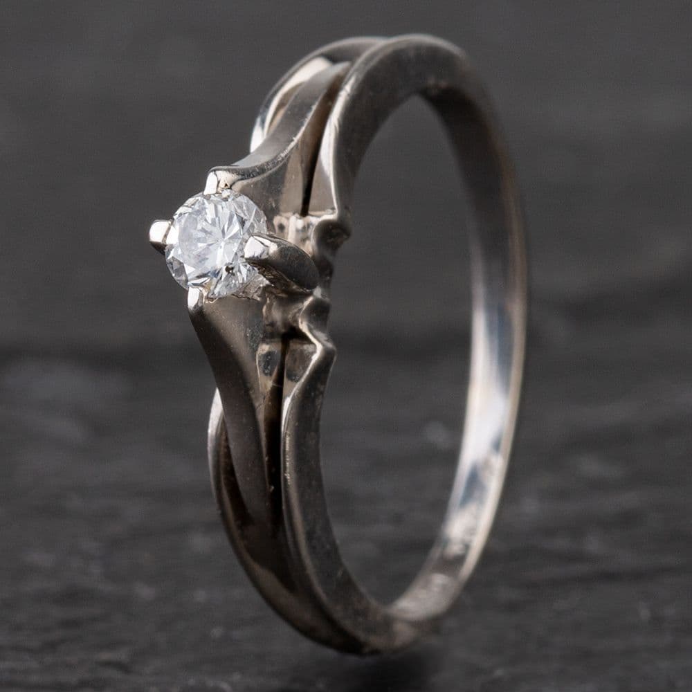 Preloved 9ct White Gold Diamond Single Stone Ring