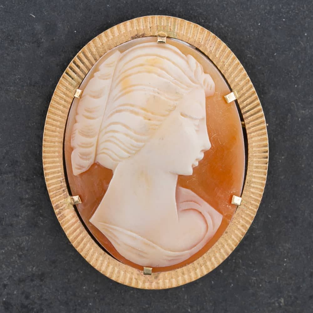 Preloved Vintage 9ct Yellow Gold Cameo Brooch