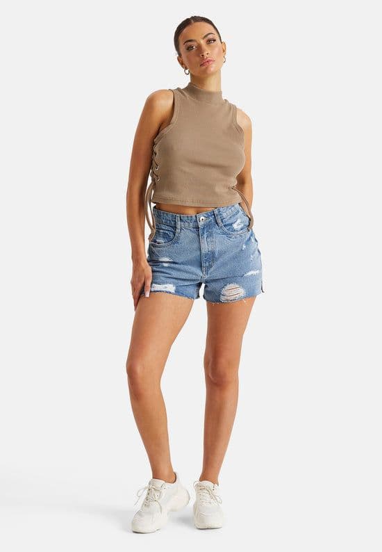 Urban Bliss Women's Split Hem Ripped Denim Shorts in Blue | Size: 4