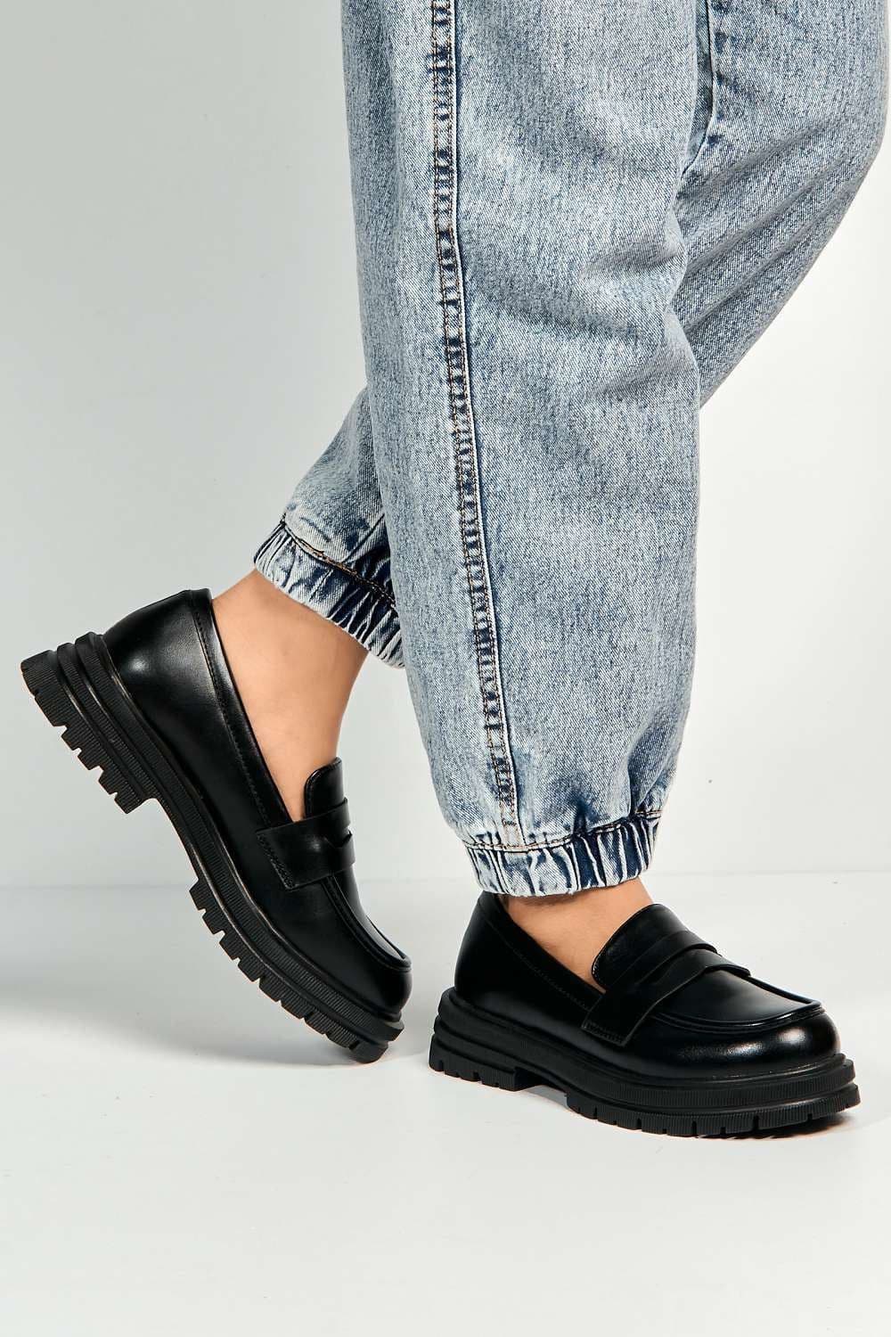 Hexo Chunky Sole Slip-On Loafers