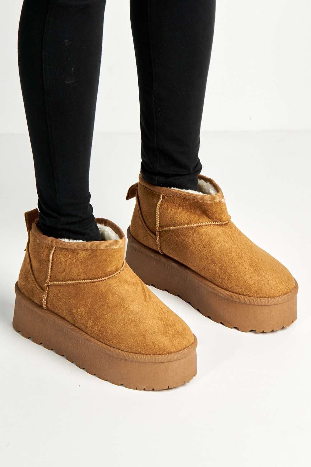 Miss Diva Women's Dahl Faux Fur Lining Chunky Sole Ankle Boots in Camel | Size: 8