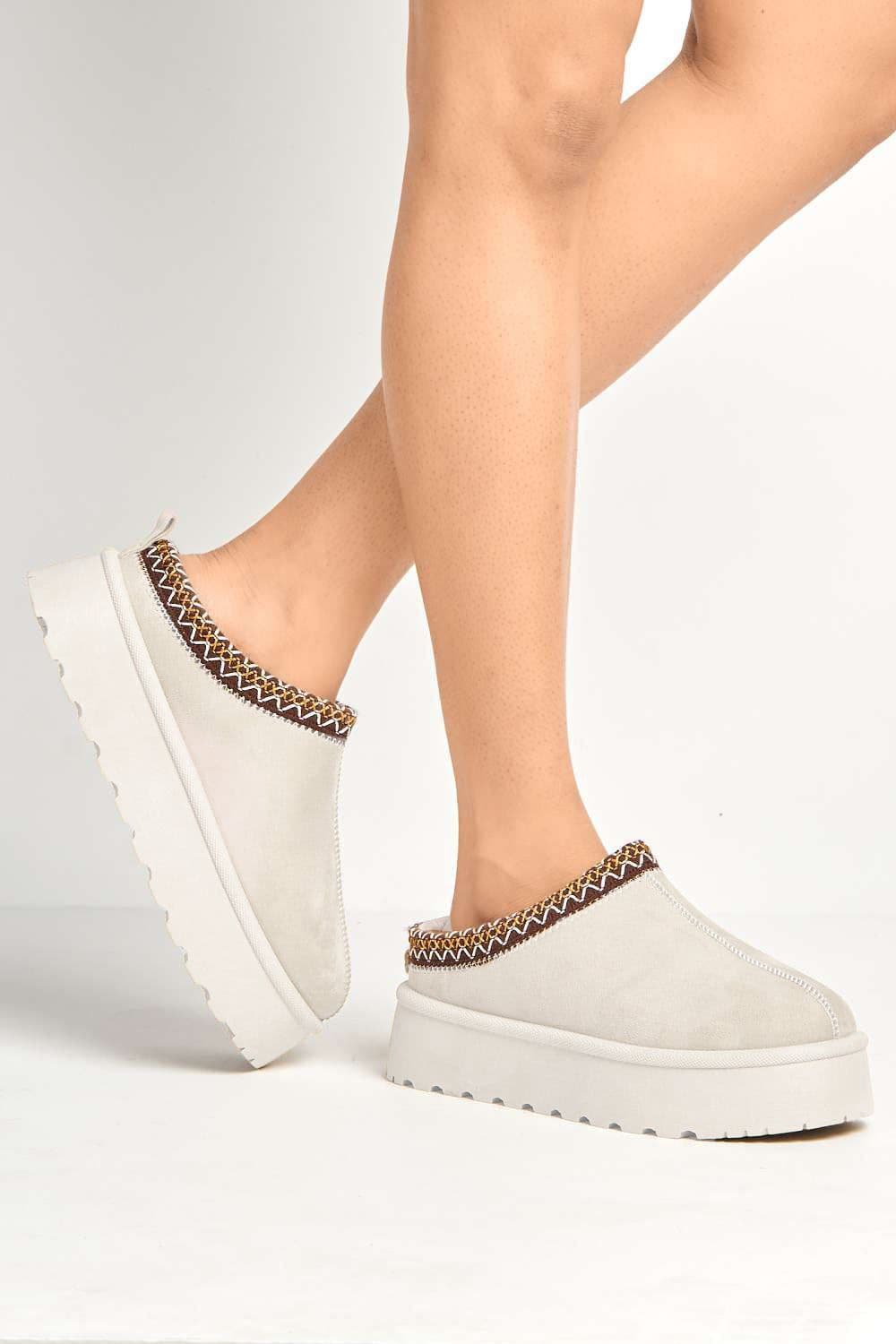 Miss Diva Women's Astri Faux Fur Lining Knit Pattern Detail Flatform Slippers in Off-White | Size: 7