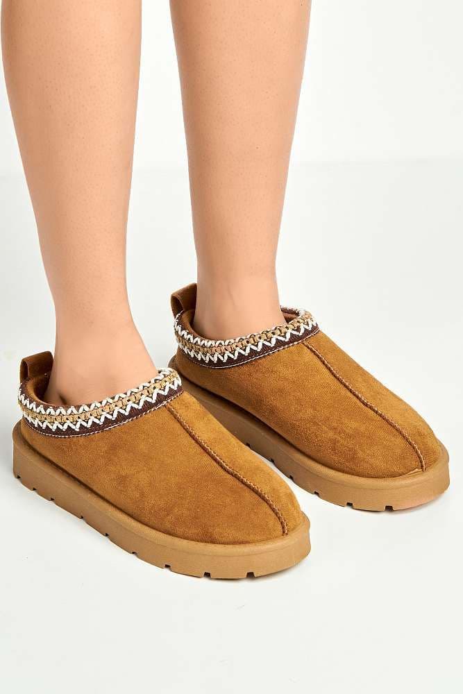 Miss Diva Women's Sigrid Embroidered Faux Fur Lining Slippers in Camel | Size: 8