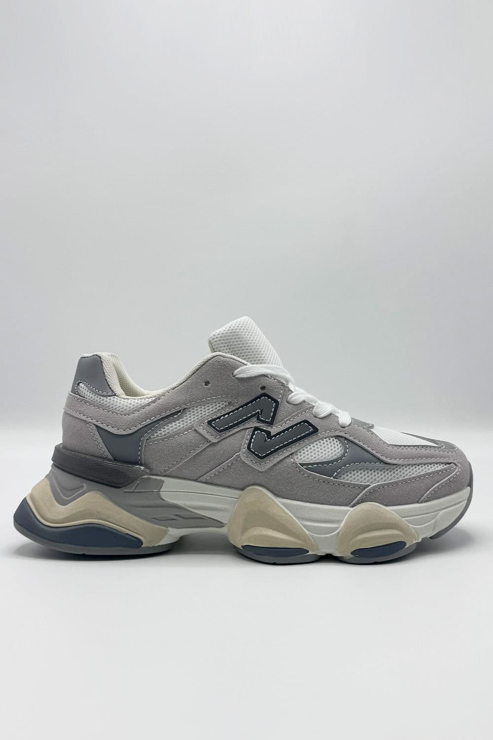 Pinna Z Detail Mesh Cut Out Trainers