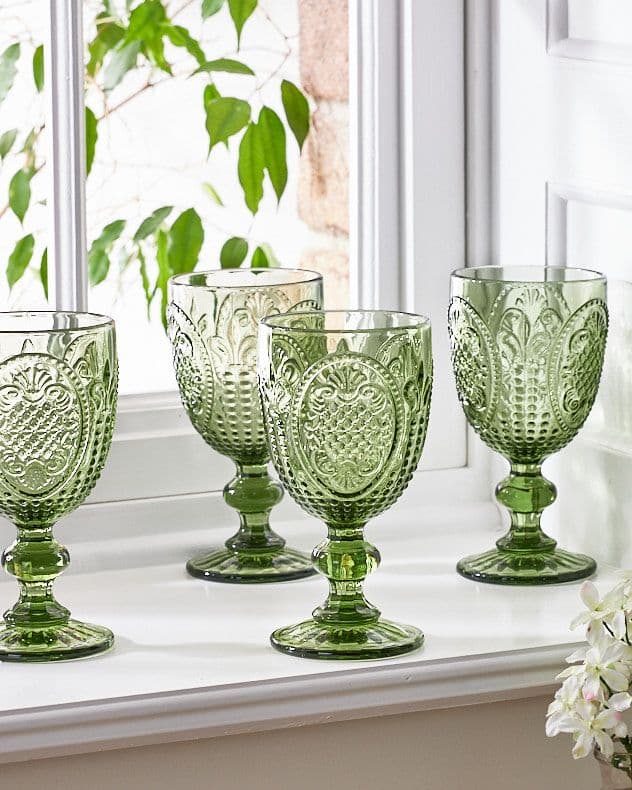 Set 4 Vintage Luxury Drinking Goblet Wine Glasses