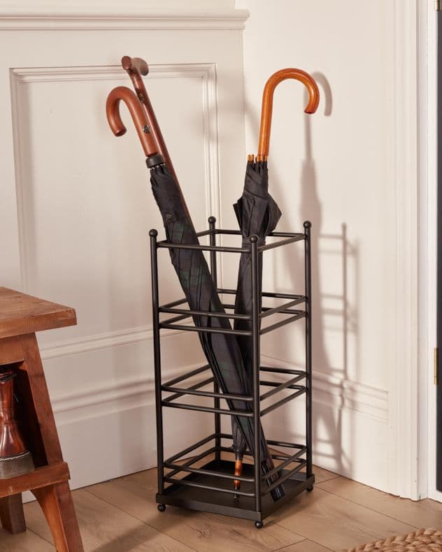 Traditional Heavy Duty Iron Umbrella Stand