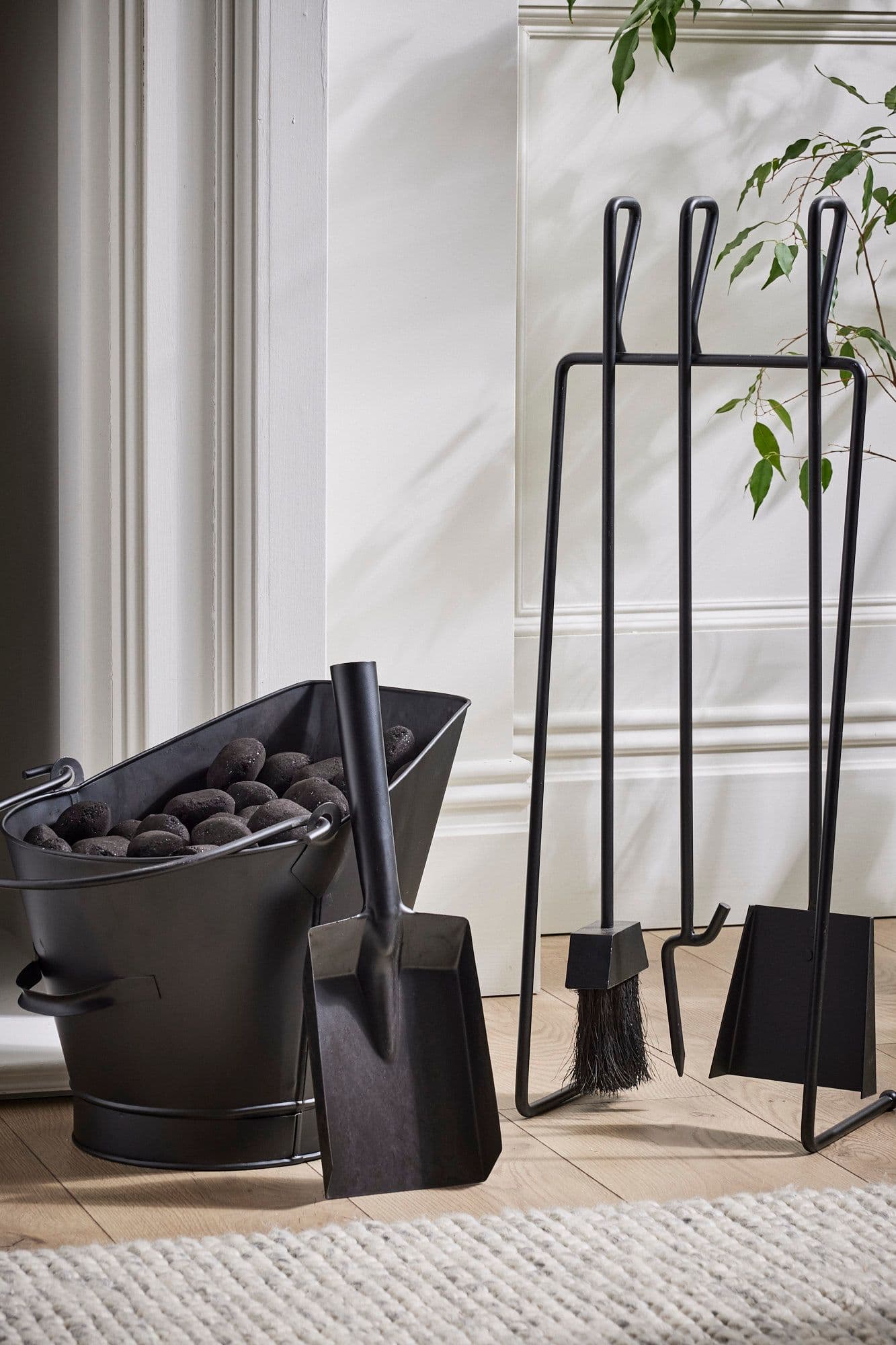 Contemporary Fireplace Set 3 Tools Fireside Companion Set Coal Bucket Scoop