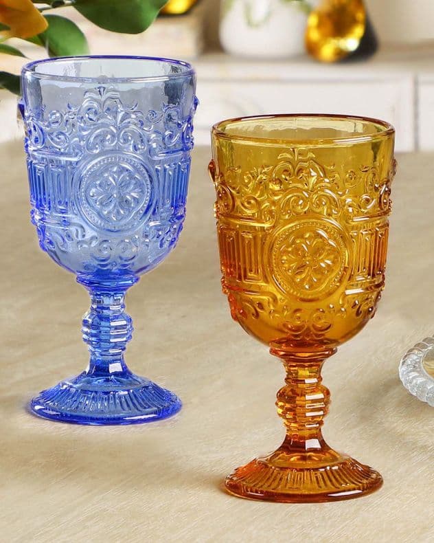Set 4 Embossed & Golden Drinking Wine Glass Goblets
