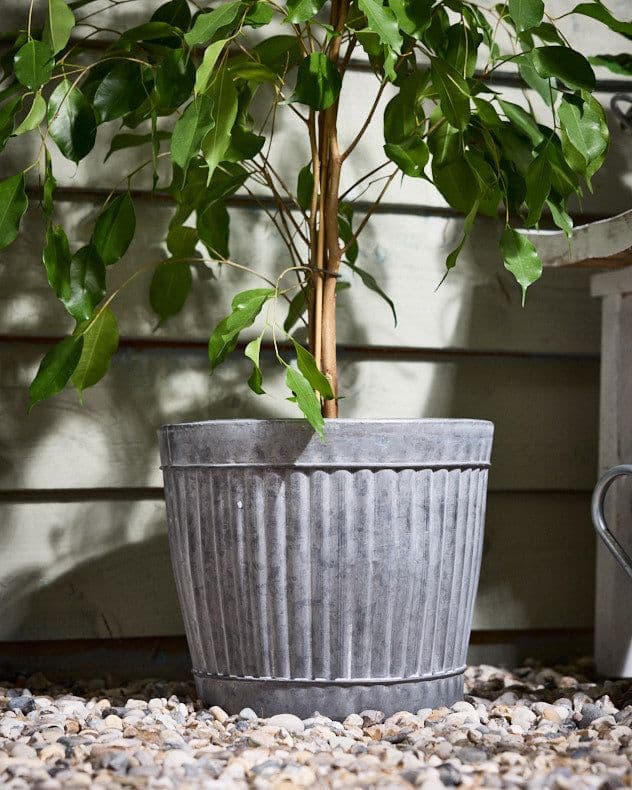 Large Ribbed Metal Flower Plant Pot Outdoor Garden Planter Rope Handles