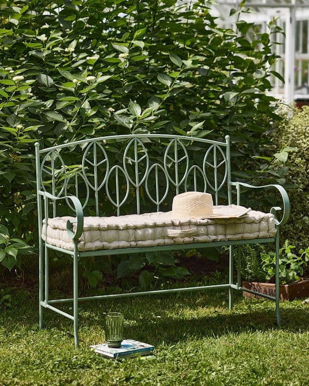 Traditional Style Iron Outdoor Garden Furniture Bench