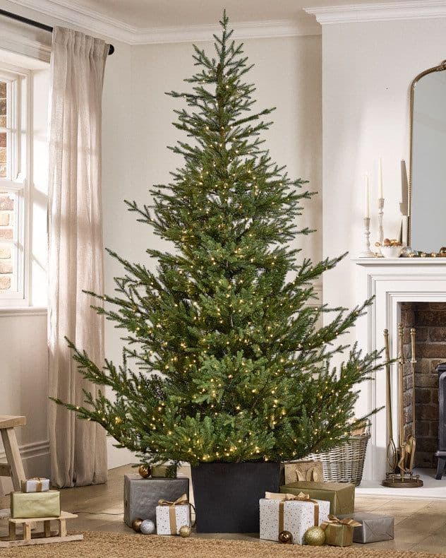 Traditional Pre lit Christmas Decoration Christmas Tree 7ft
