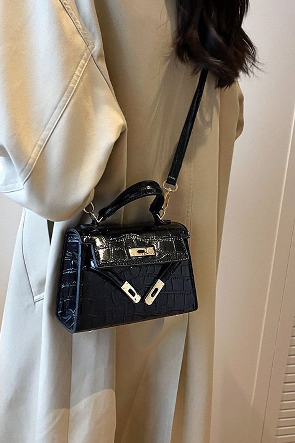 XY London 'Maya' Women's Satchel Bag With Adjustable & Detachable Strap in Black