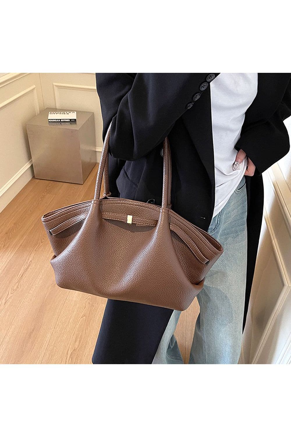 XY London 'Sophia' Women's Large Shoulder Tote Bag in Tan