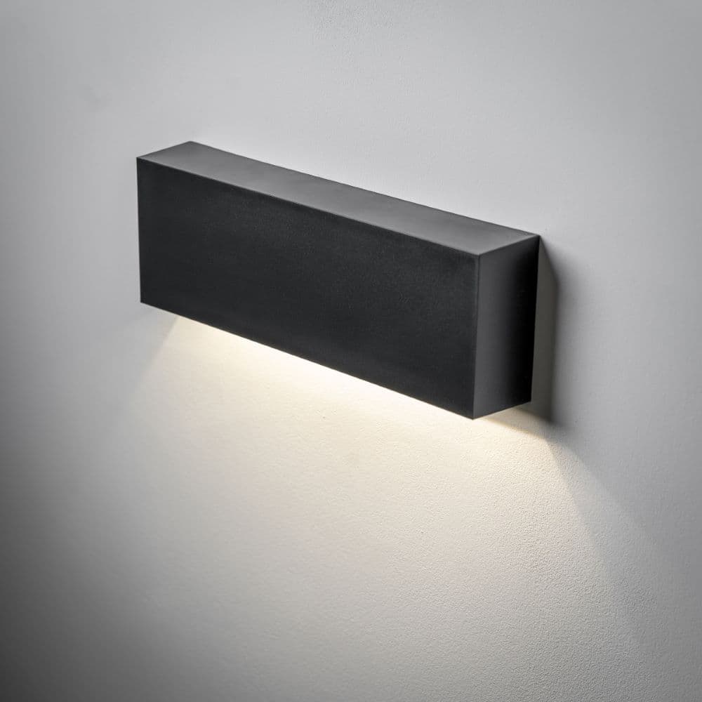 DARNA Black Slim LED Outdoor Wall Light Up and Down 4000k Natural White IP65