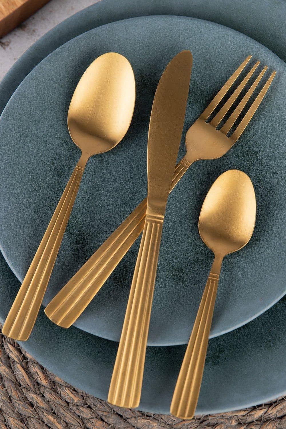 Coloured Cutlery Set Gift Box Stainless Steel 16 Pieces