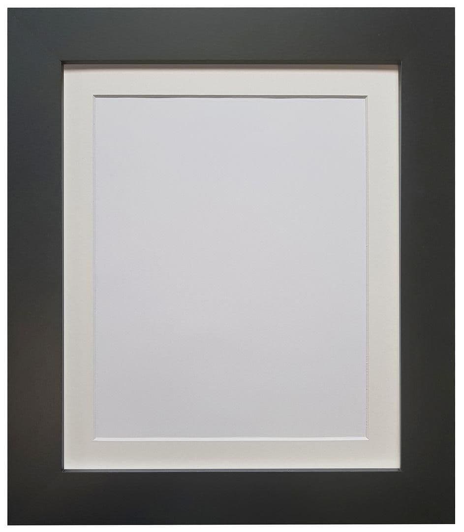 Metro Frame Ivory Mount 30 x 40CM Image x 8 Inch