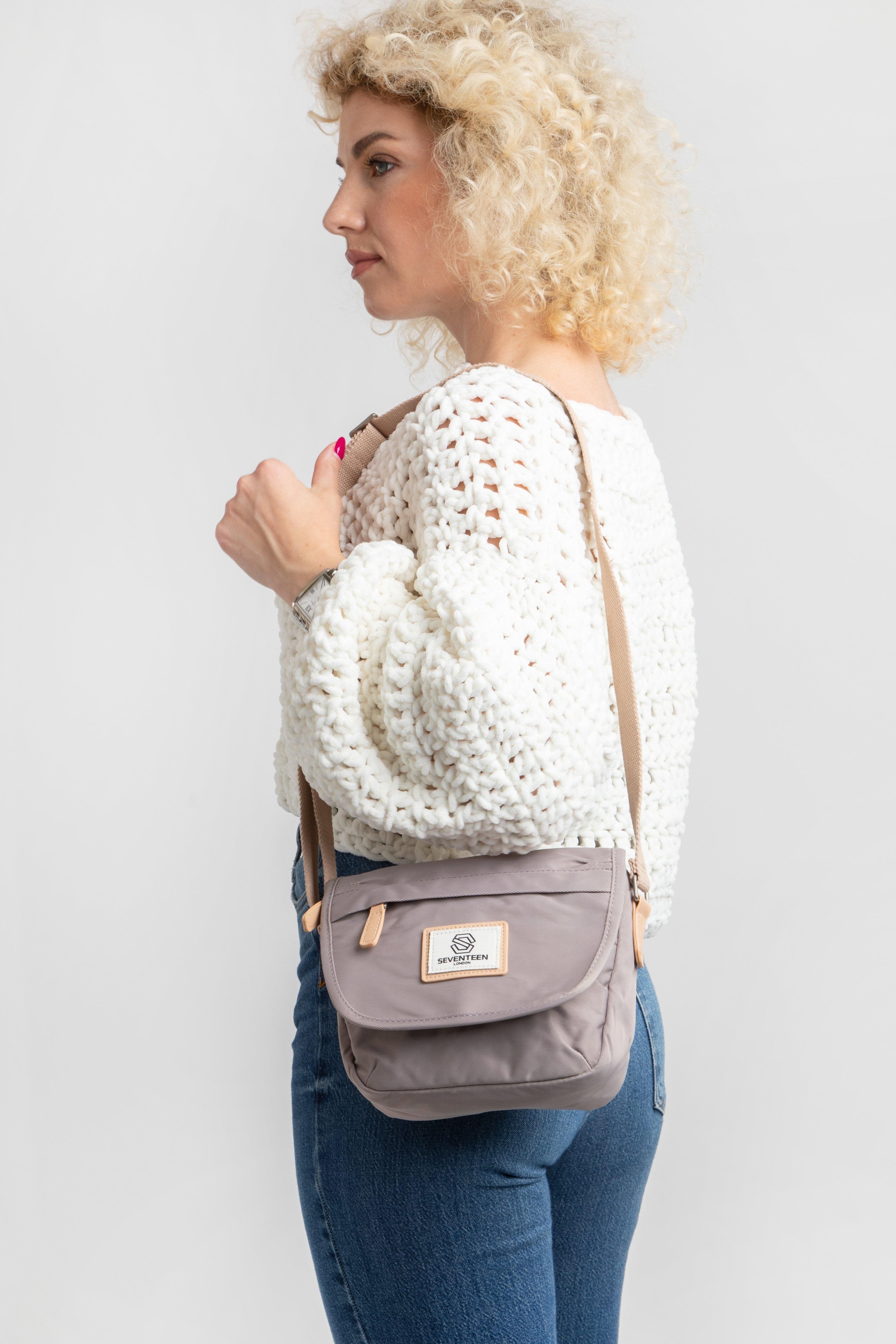 Tottenham Messenger Cross Body Bag