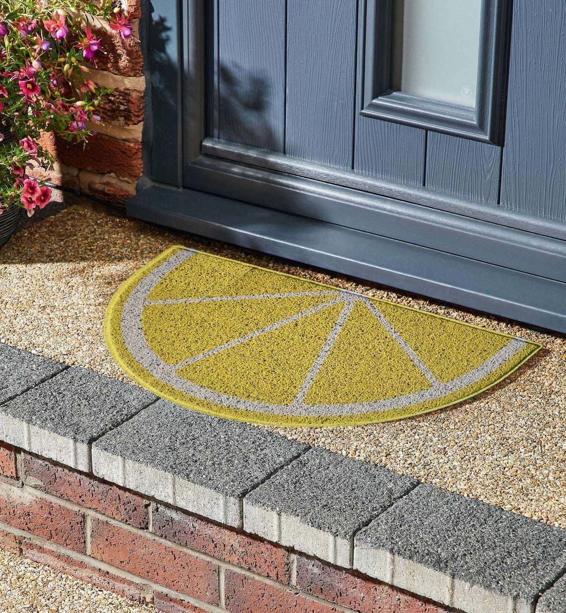 Spaghetti Loofah Halfmoon Door Mat 70 x 44cm Lemon