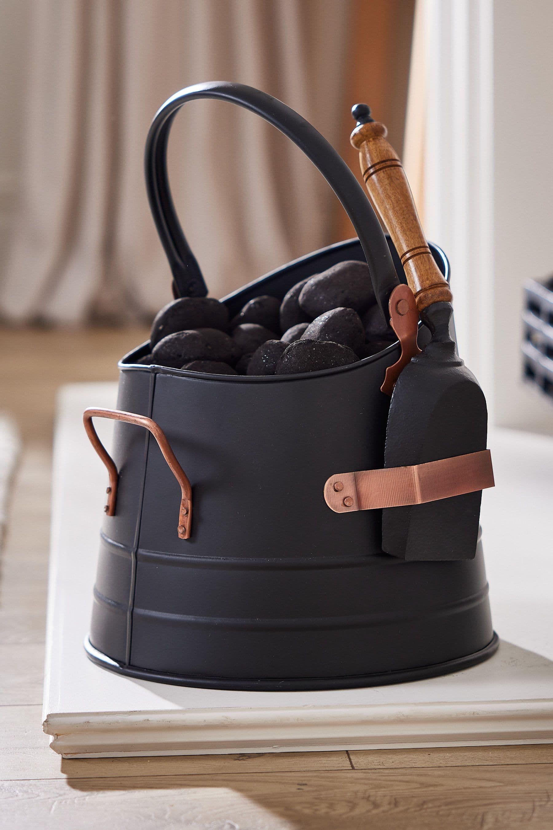 Traditional Copper Fireside Coal Bucket Scoop