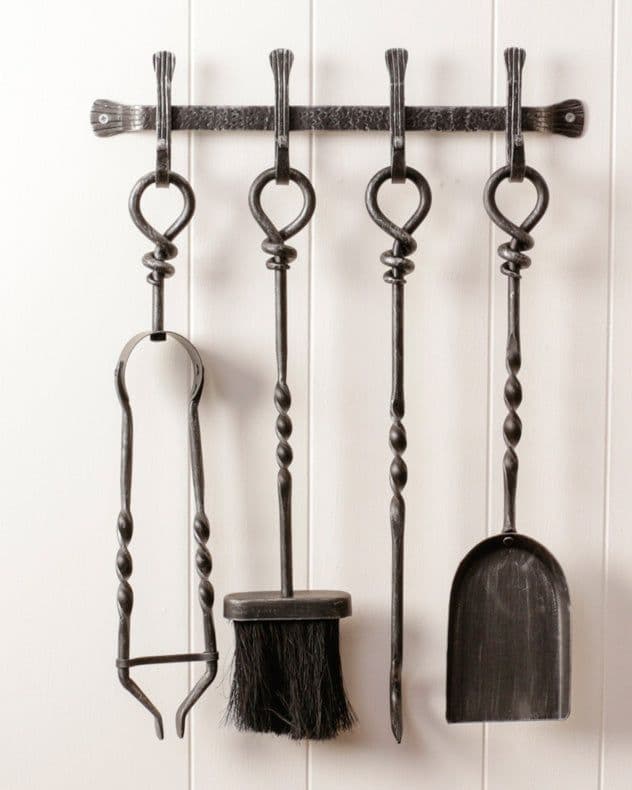 Traditional Cast Iron Wall Mounted 5pc Fireside Set