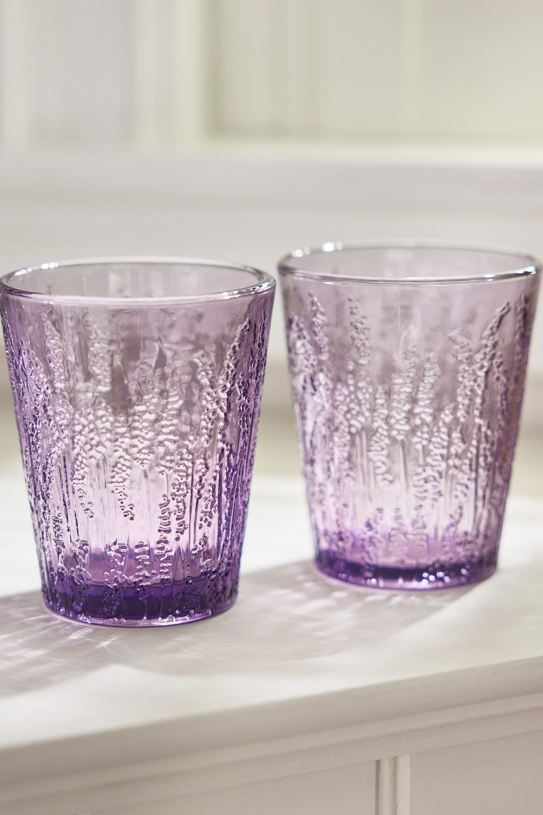Set 2 Vintage Luxury Embossed Drinking Glass Tumblers