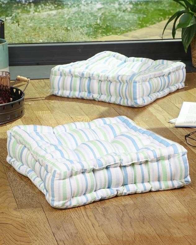 Set 2 Traditional Style Indoor Outdoor Chair Seat Pad Garden Furniture Box Cushions