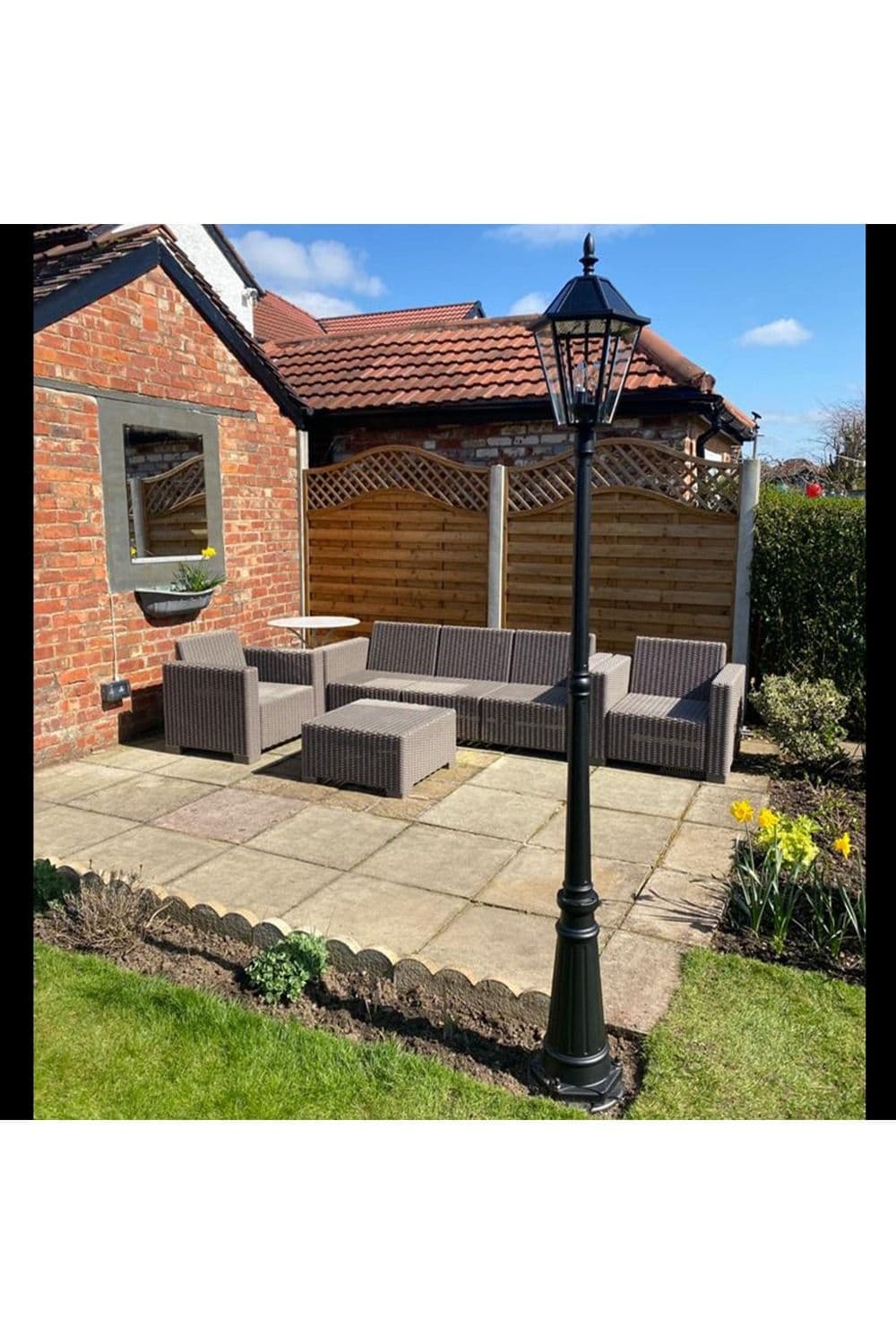 'London' 2.3 Metre Extra Tall Black Victorian Style LED Solar Post Light
