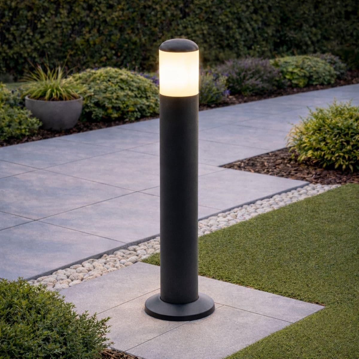 CGC Lighting 'Humera' Large Black Modern Outdoor Post Light