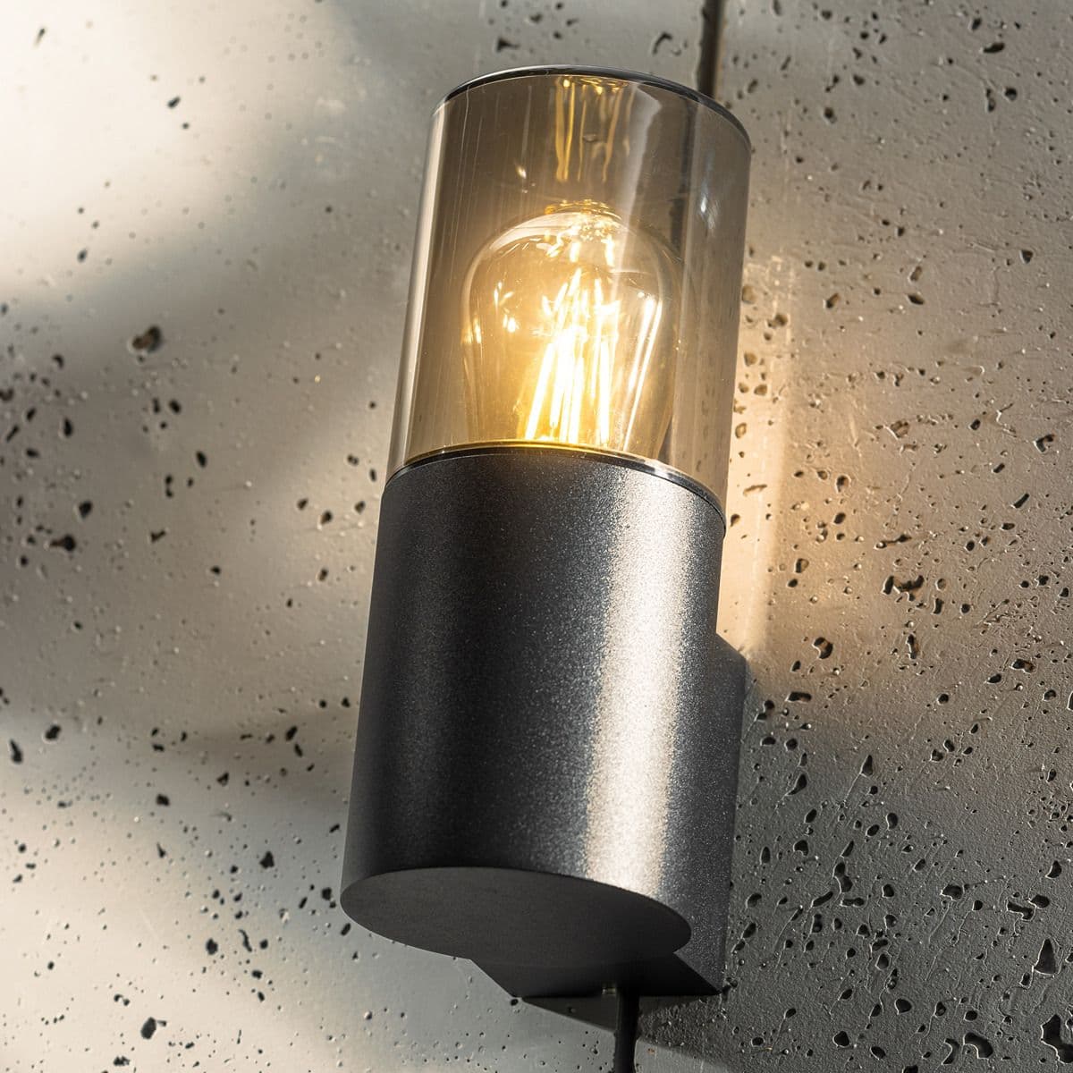 CGC Lighting 'Bluebell' Outdoor Cylinder Wall Light E27 Mains Power