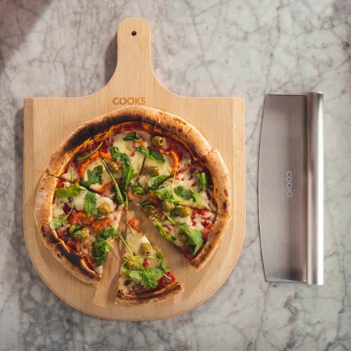 Pizza Rocker Cutter Knife Stainless Steel with Bamboo Pizza Wood Board 35 x 33cm