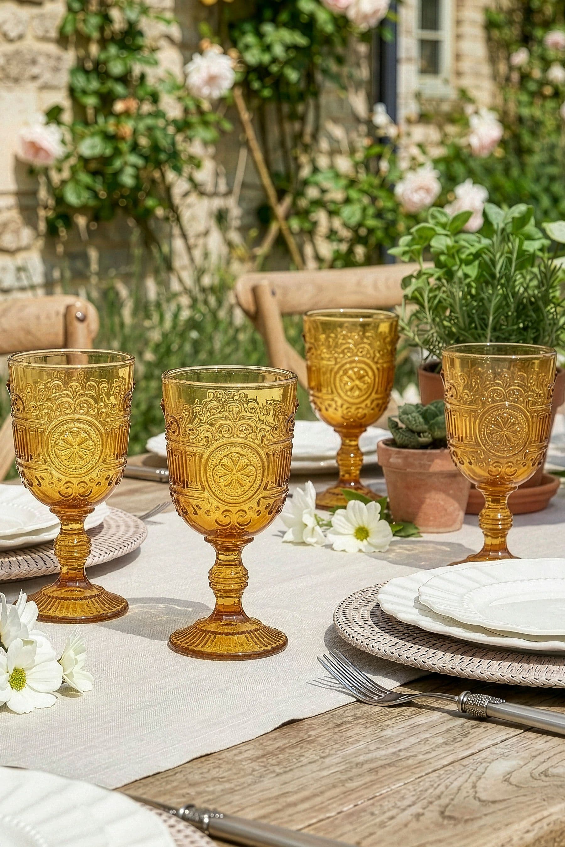 Set 4 Vintage Luxury Amber Embossed Drinking Glass Goblets