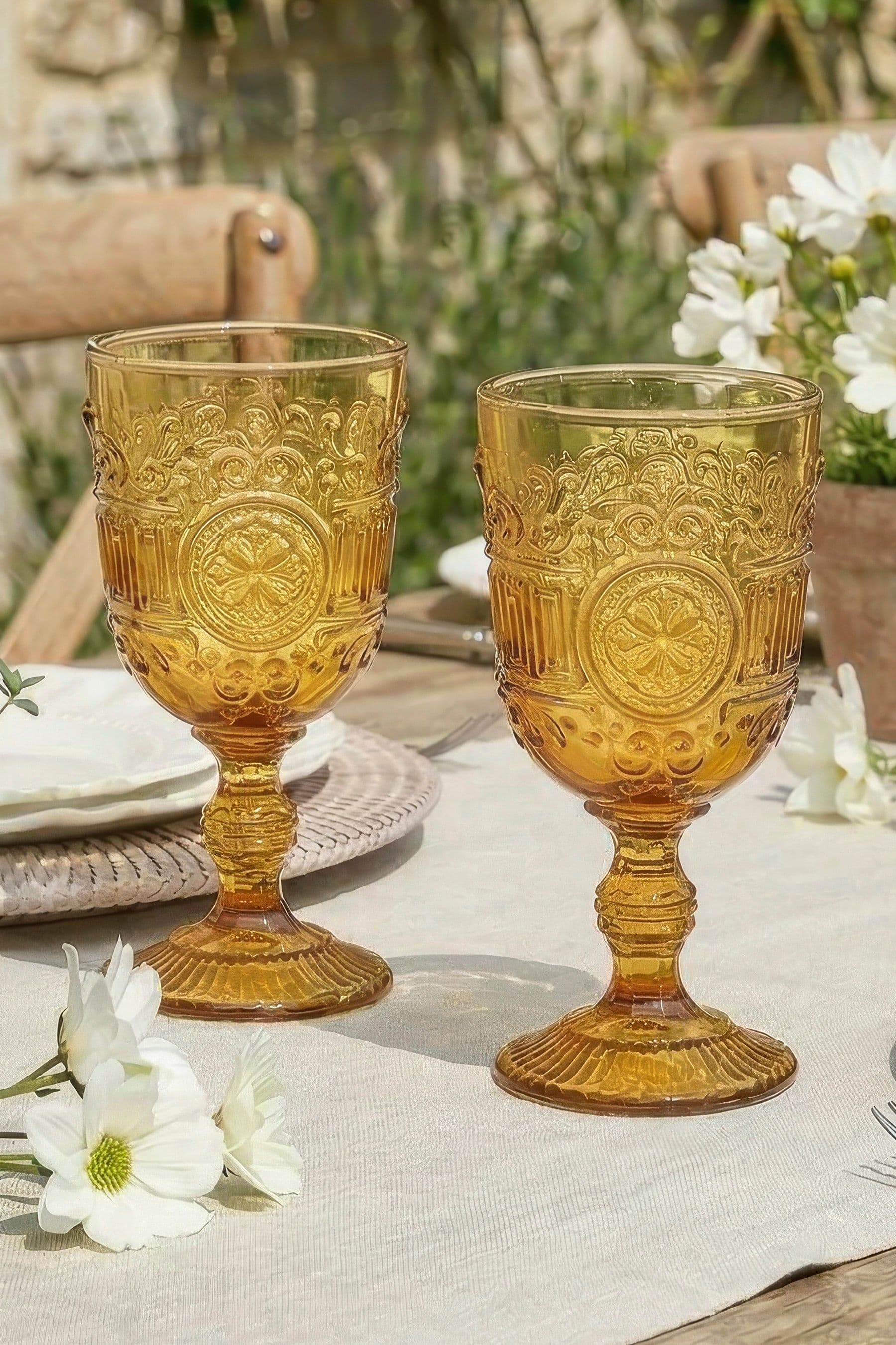 Set 2 Vintage Luxury Amber Embossed Drinking Glass Goblets Gifts Ideas