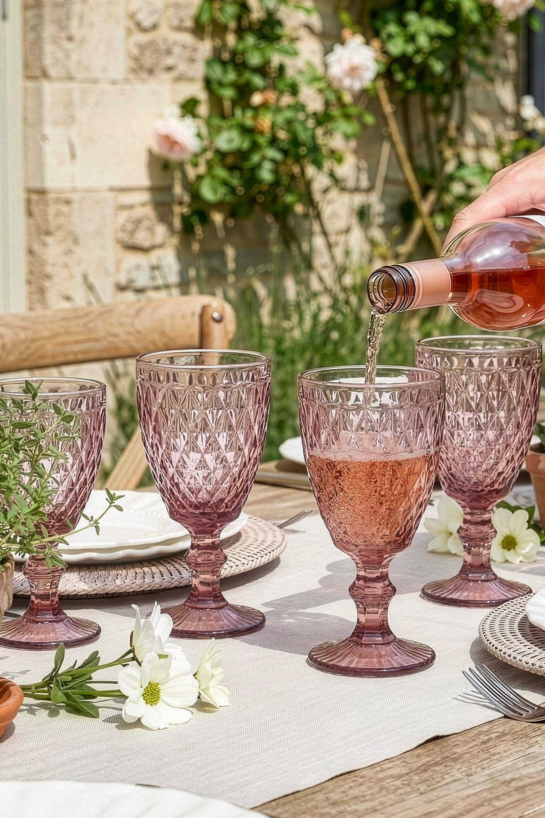 Set 4 Vintage Luxury Diamond Embossed Drinking Wine Glass Wine Goblets