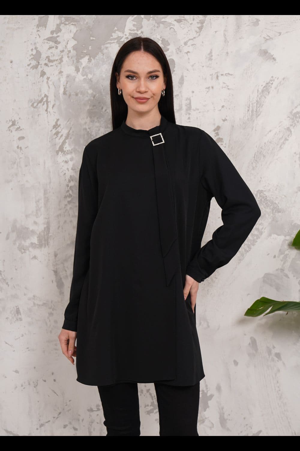Relaxed Fit Long Sleeves Brooch Detailed Tunic