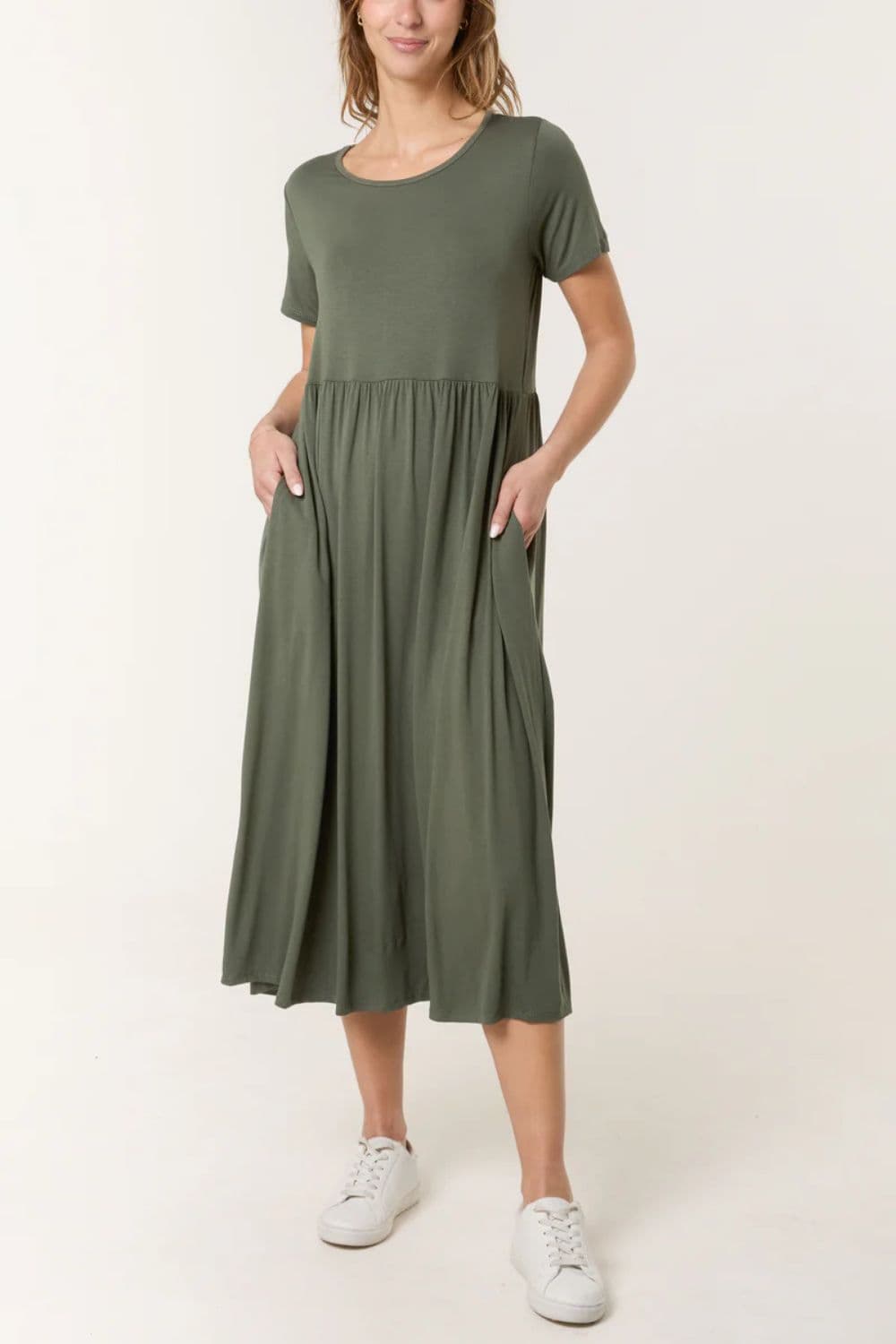 Oversized Round Neck Stretch Tiered Midi Dress