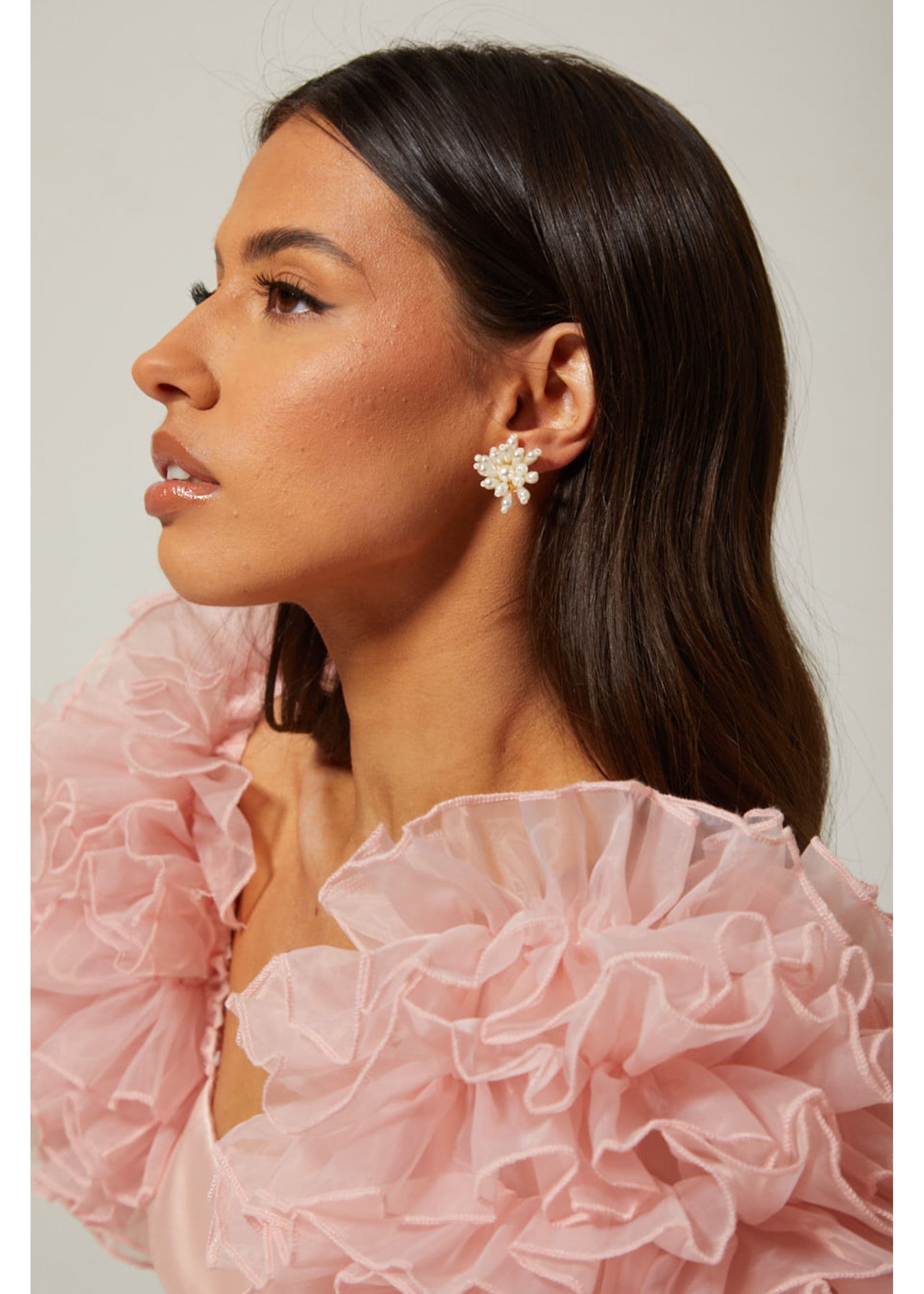 Ivory Pearl Flower Earrings