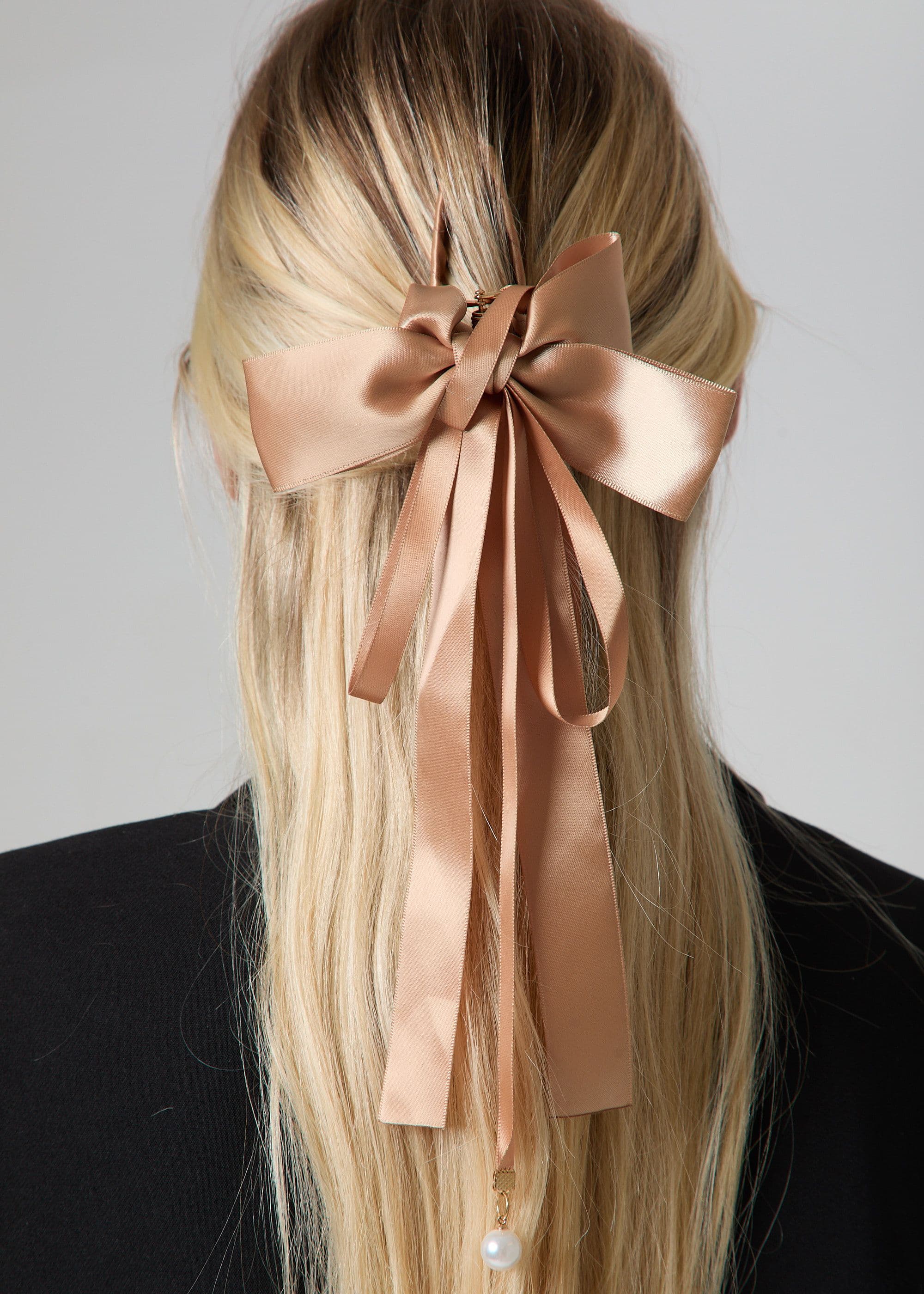 Madein Women's Bow Clip in Nude