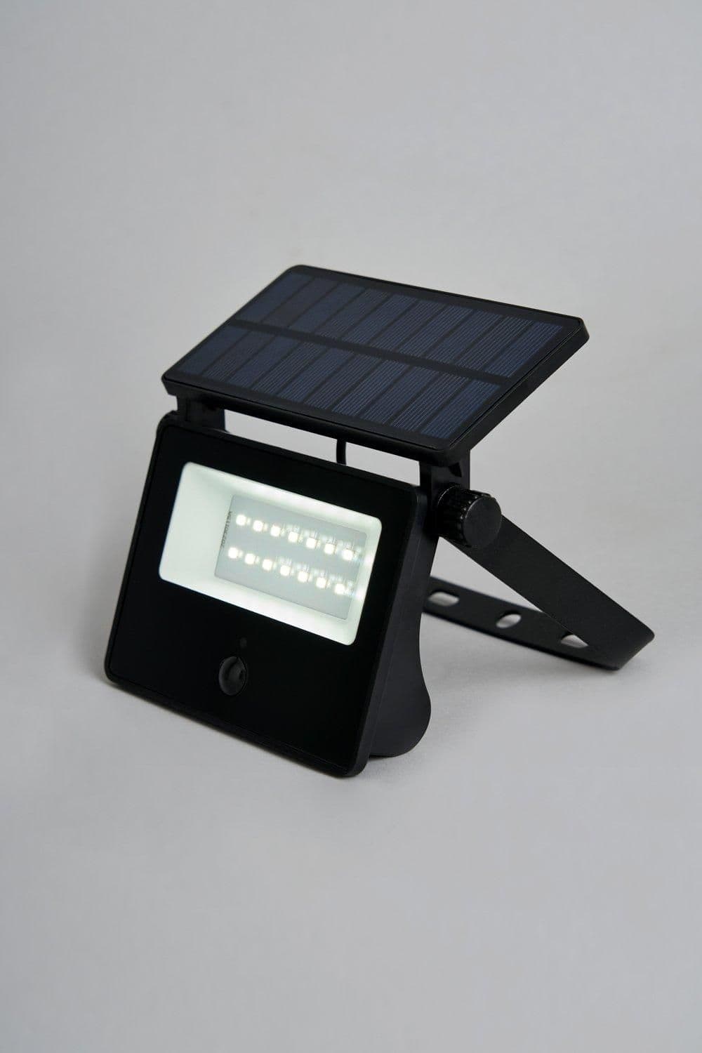 Solar Powered Outdoor Wall Light Sensor