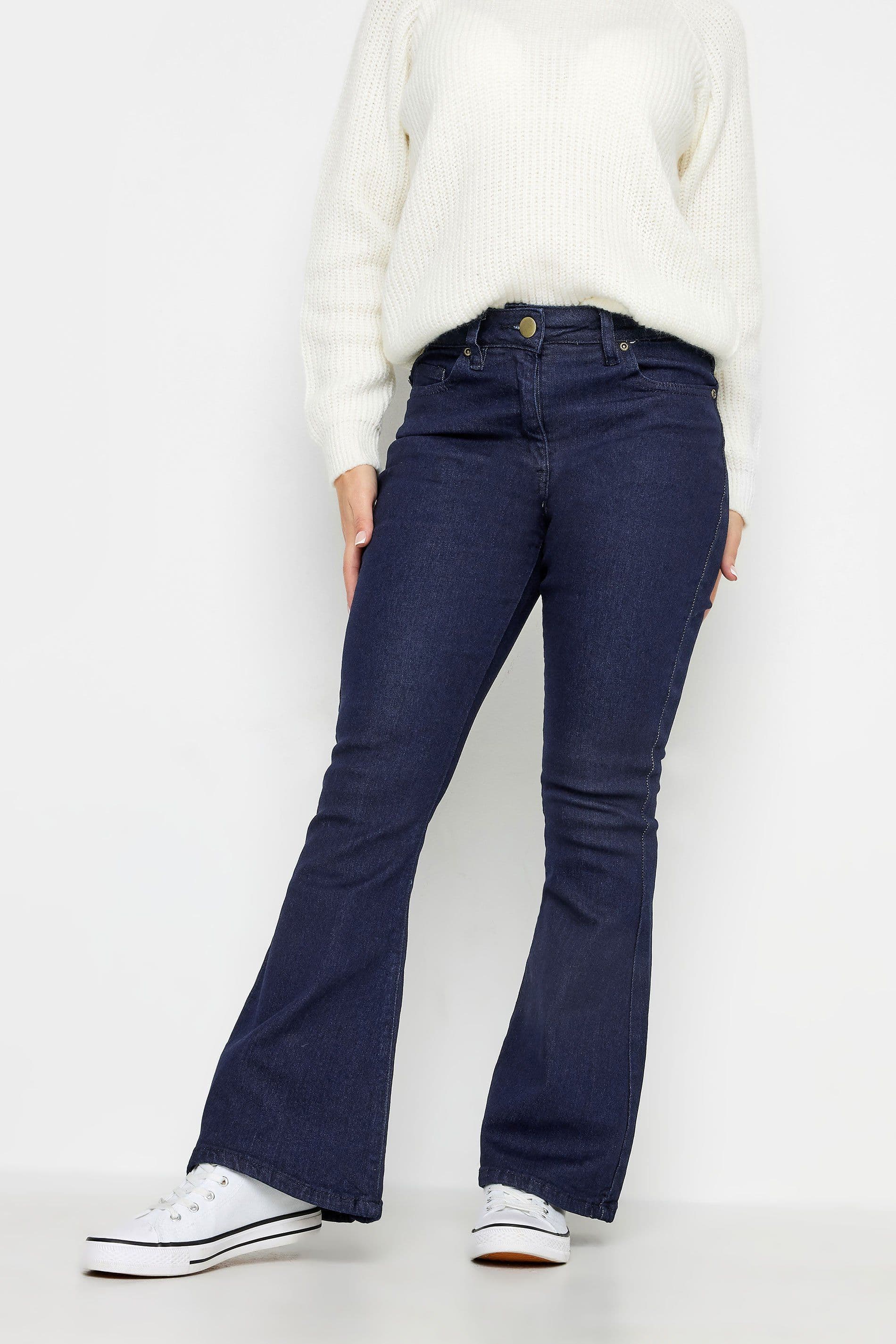 PixieGirl Women's Petite Kickflare Jeans in Blue | Size: 16