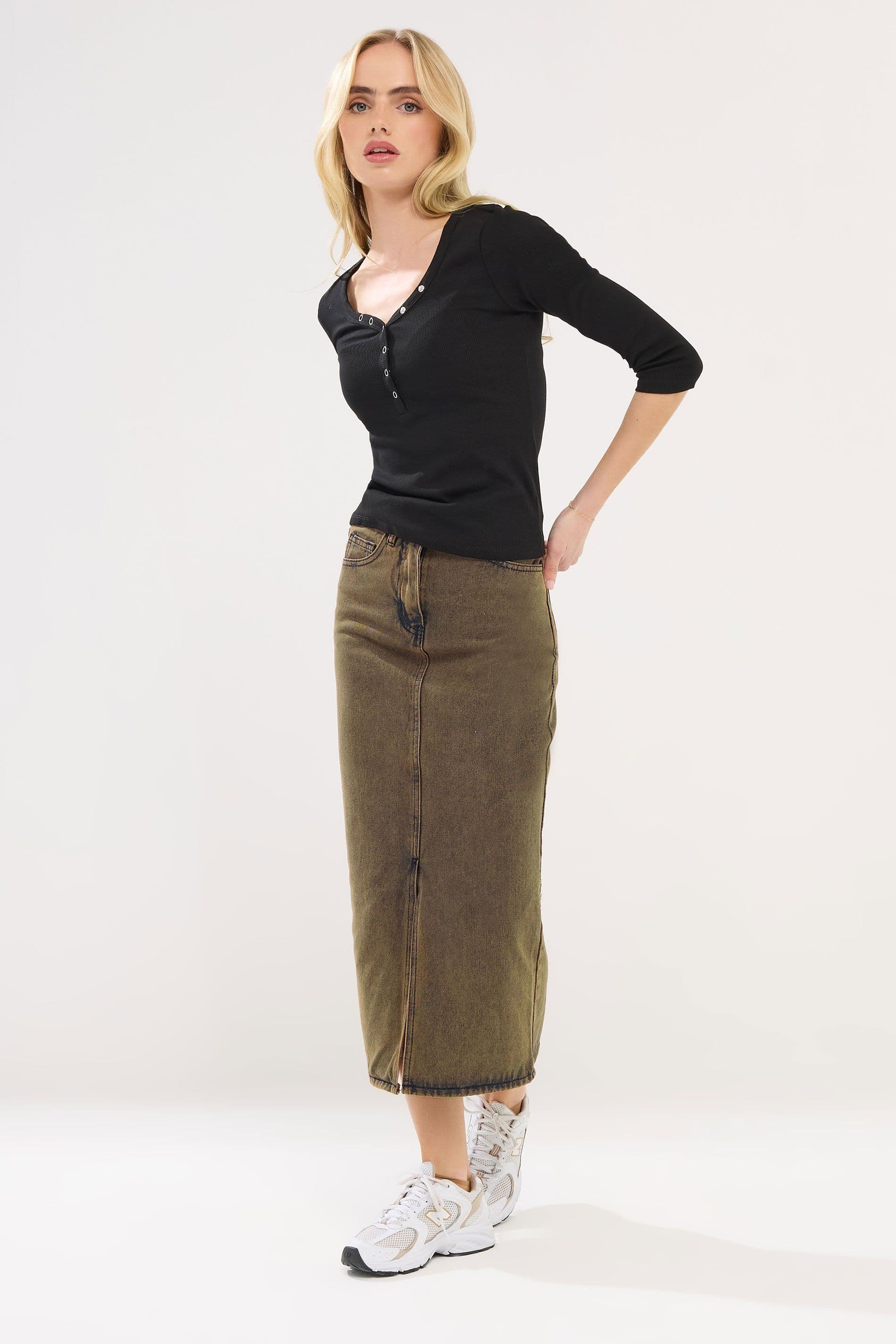 PixieGirl Women's Petite Acid Wash Denim Skirt in Brown | Size: 16