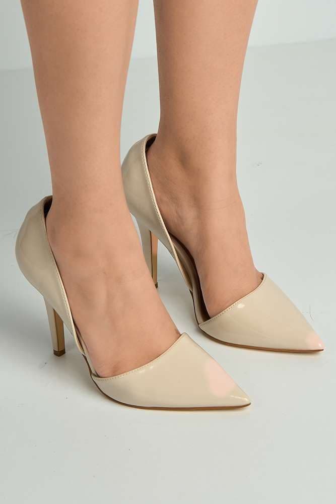 Miss Diva Women's Milaya Cut-out Side Pointed Toe Court Shoes in Nude | Size: 5