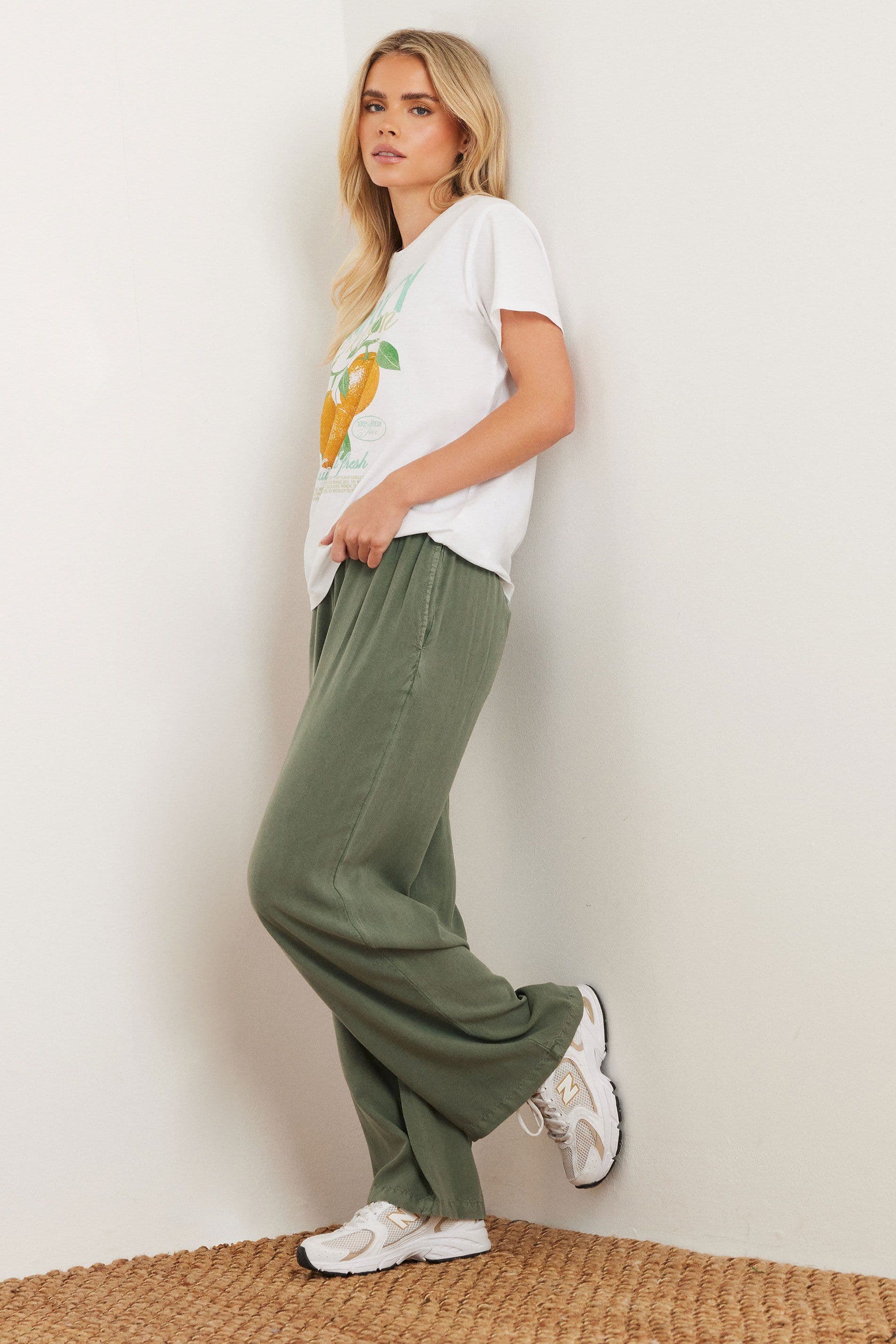 PixieGirl Women's Petite Acid Wash Wide Leg Trousers in Green | Size: 6