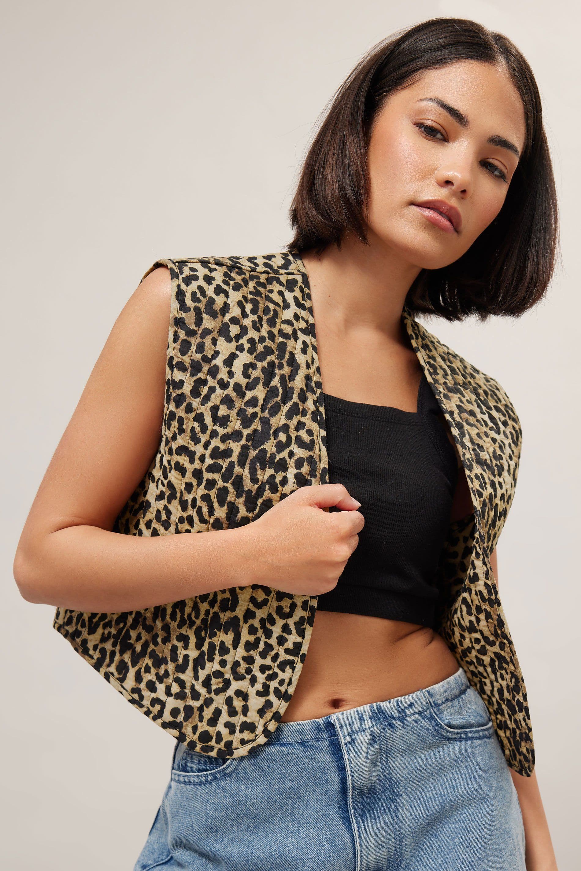 PixieGirl Women's Petite Leopard Print Quilted Waistcoat in Brown | Size: 16