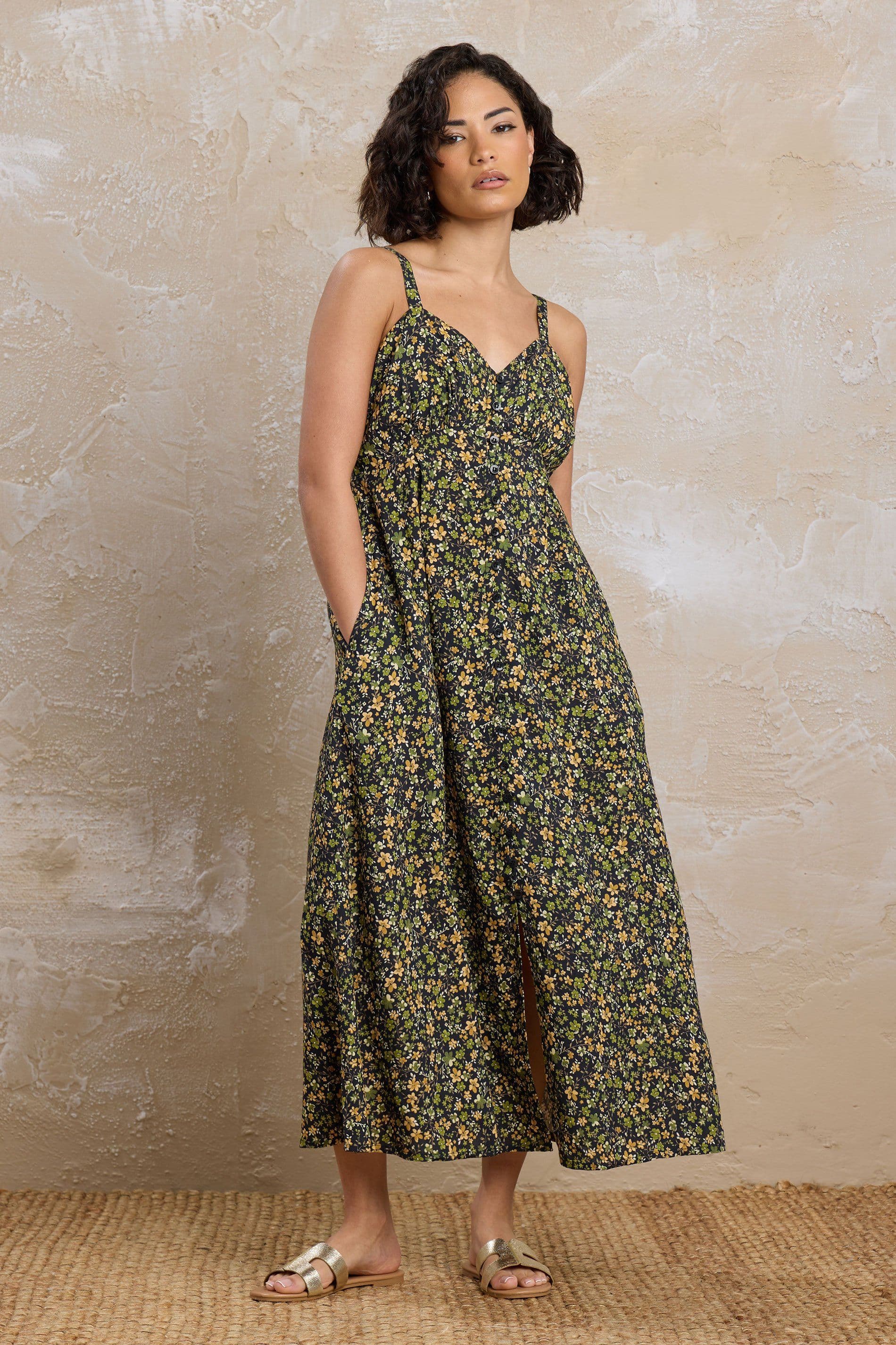 PixieGirl Women's Petite Floral Button Midi Dress in Black | Size: 10