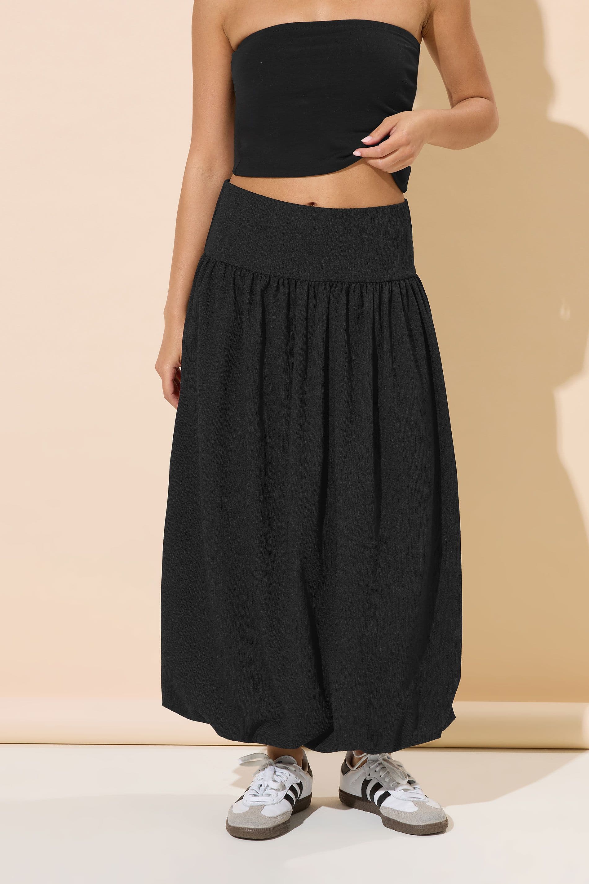 PixieGirl Women's Petite Bubble Hem Maxi Skirt in Black | Size: 10