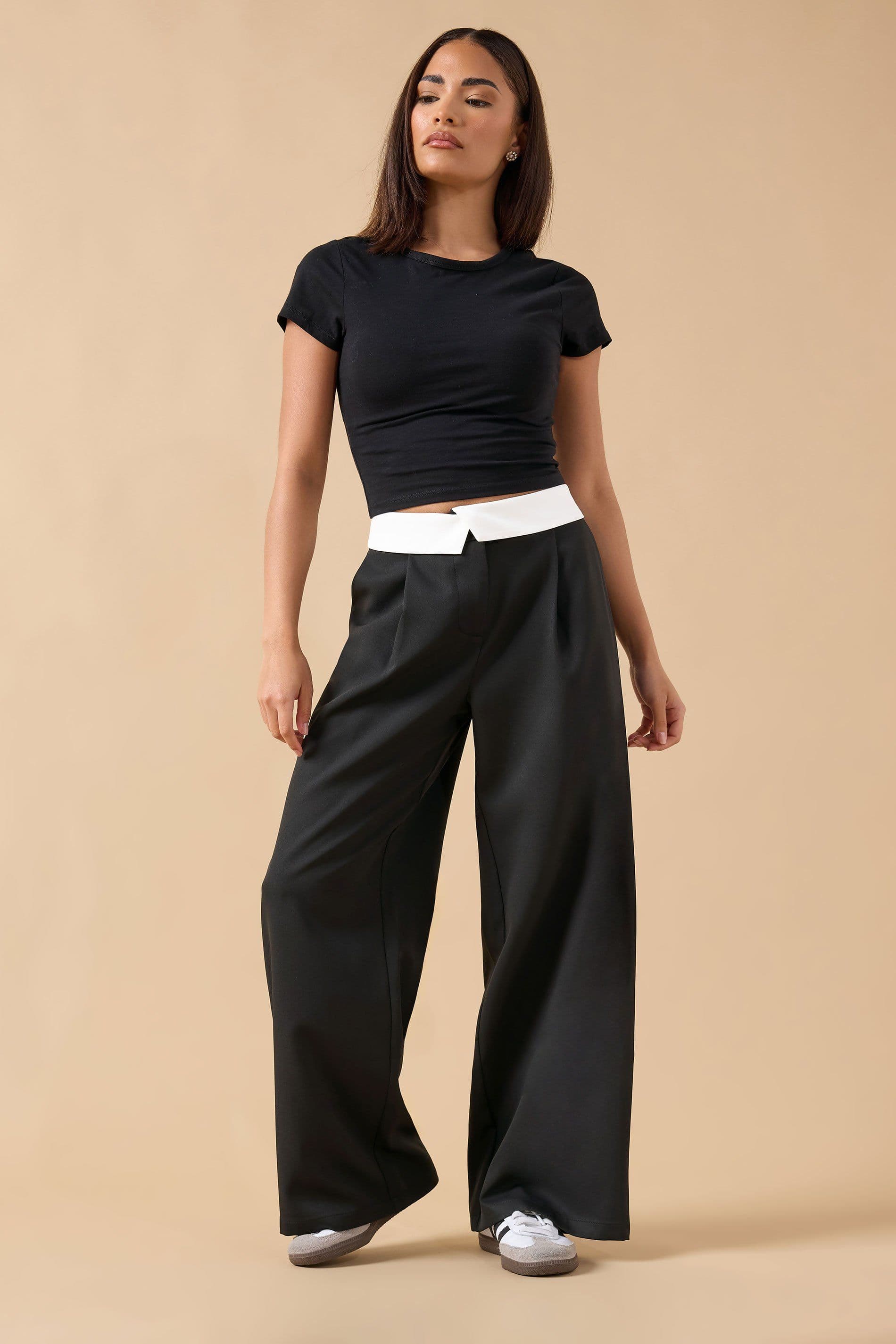 PixieGirl Women's Petite Wide Leg Trousers in Black | Size: 12