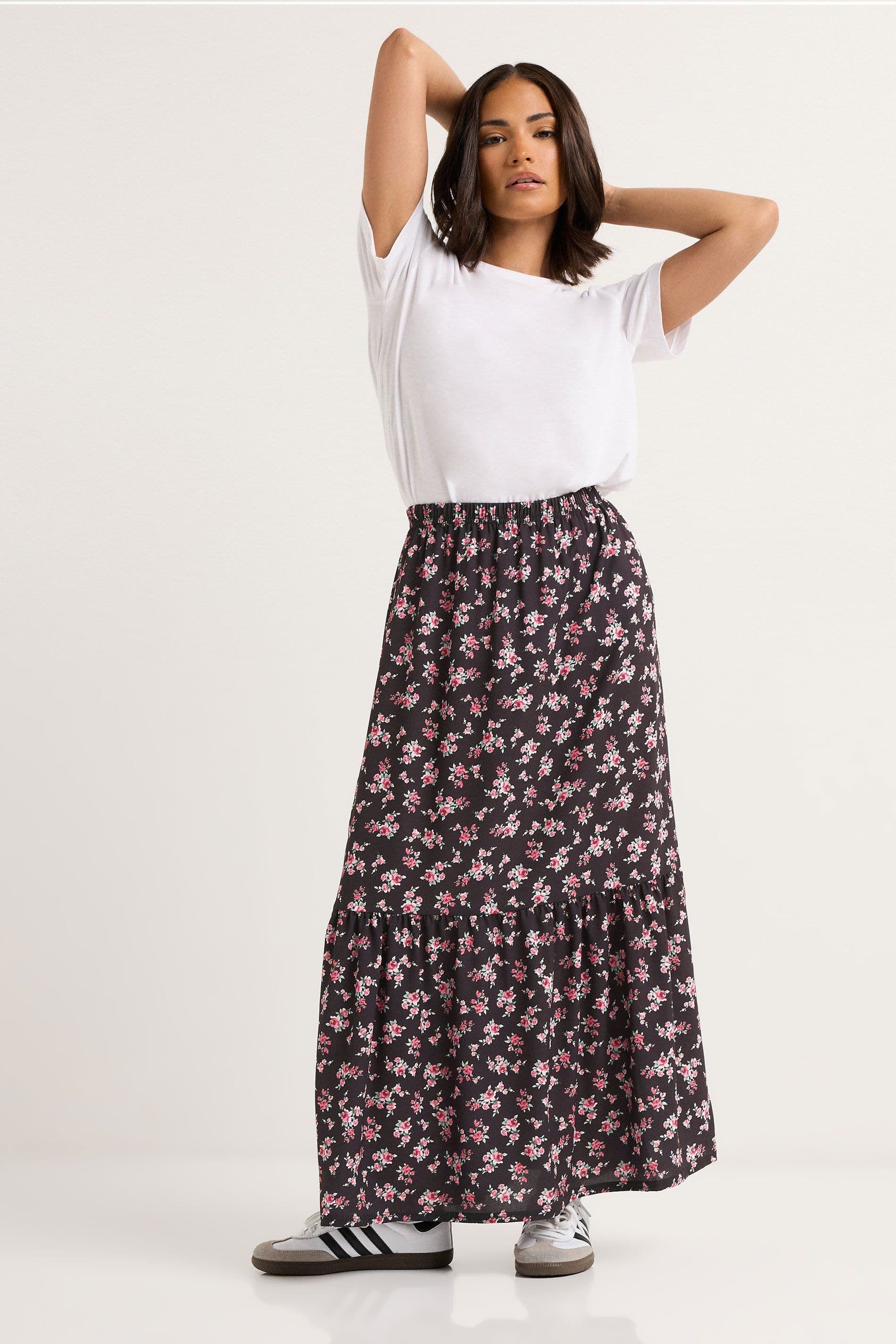 PixieGirl Women's Ditsy Floral Tiered Maxi Skirt in Black | Size: 10
