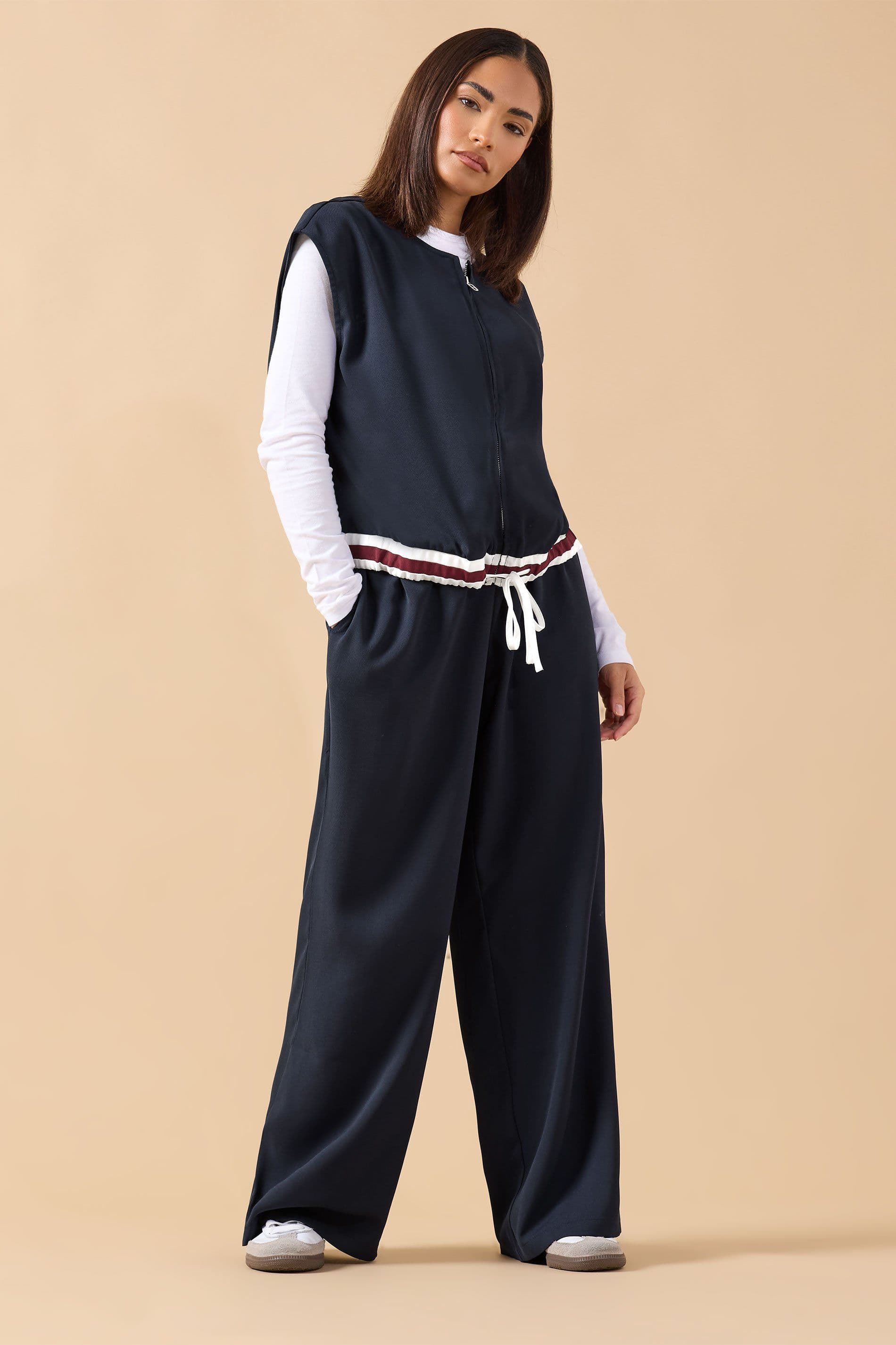 PixieGirl Women's Petite Contrast Wide Leg Trousers in Dark Navy | Size: 10